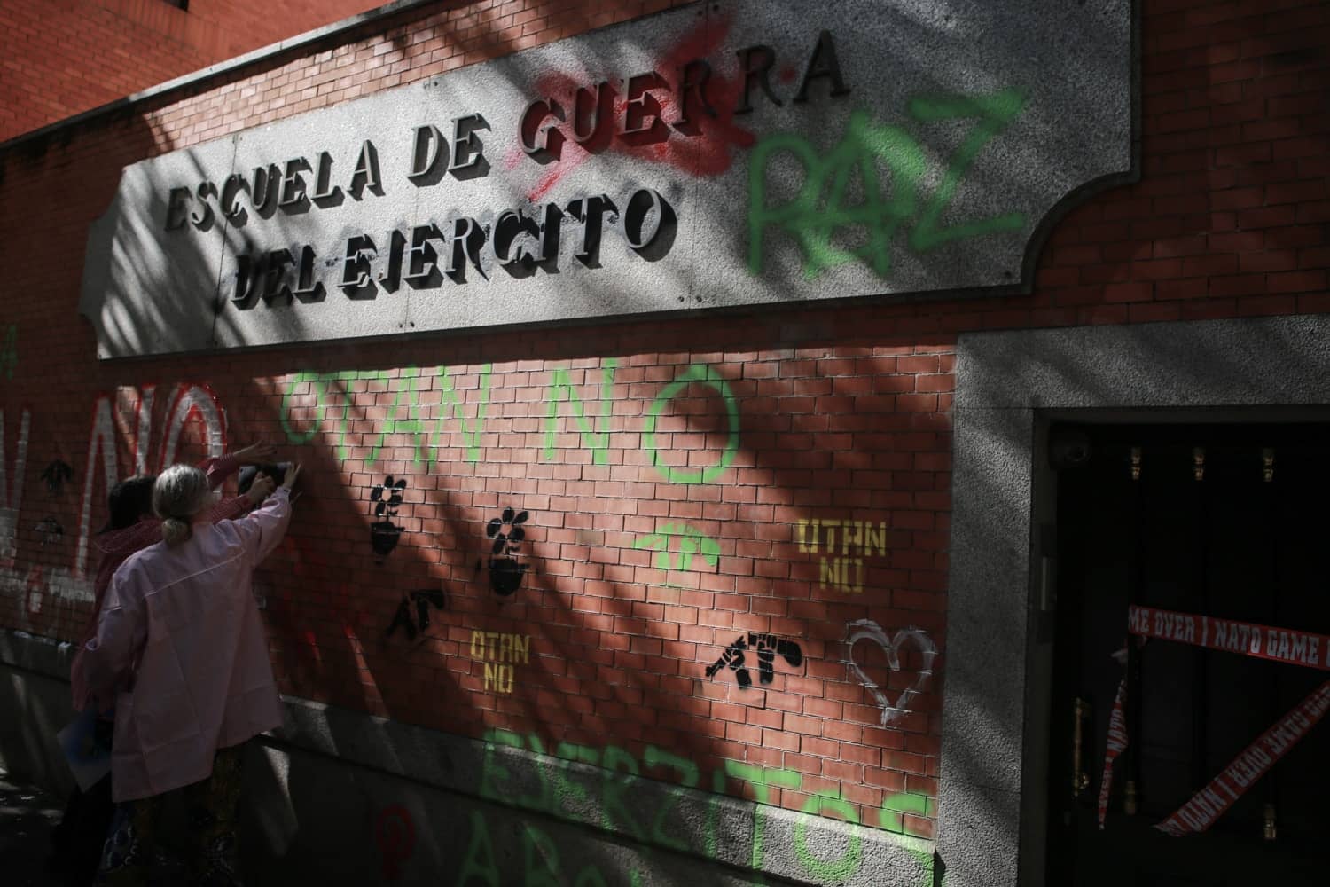 Acción contra la OTAN en la Escuela de Guerra de Madrid.